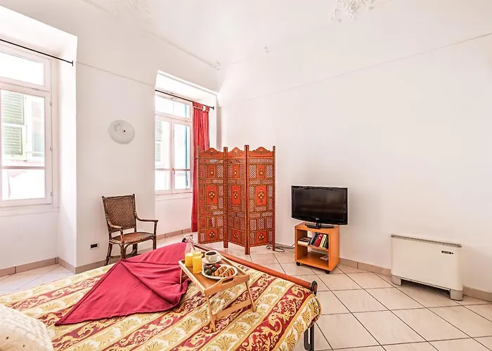 Apartament Gaudio Flat Near Ariston Theater By Wonderful Italy *