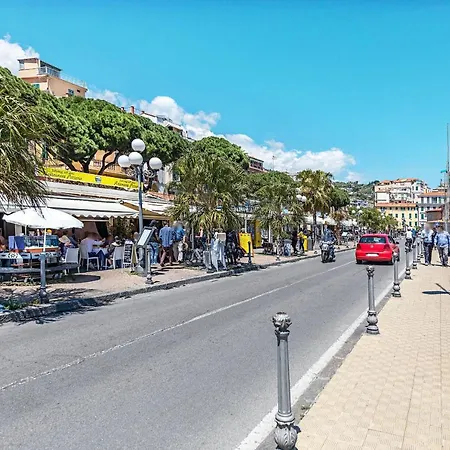 Gaudio Flat Near Ariston Theater By Wonderful Italy Daire Sanremo