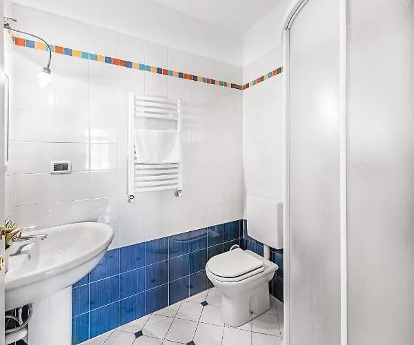 Gaudio Flat Near Ariston Theater By Wonderful Italy דירה *