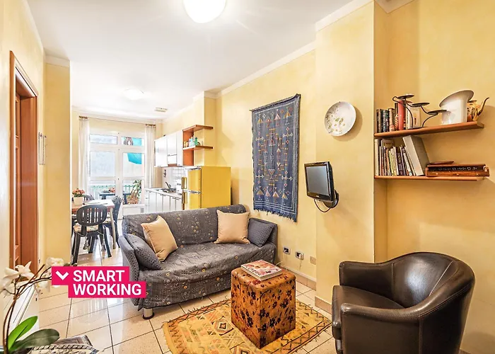 Gaudio Flat Near Ariston Theater By Wonderful Italy דירה